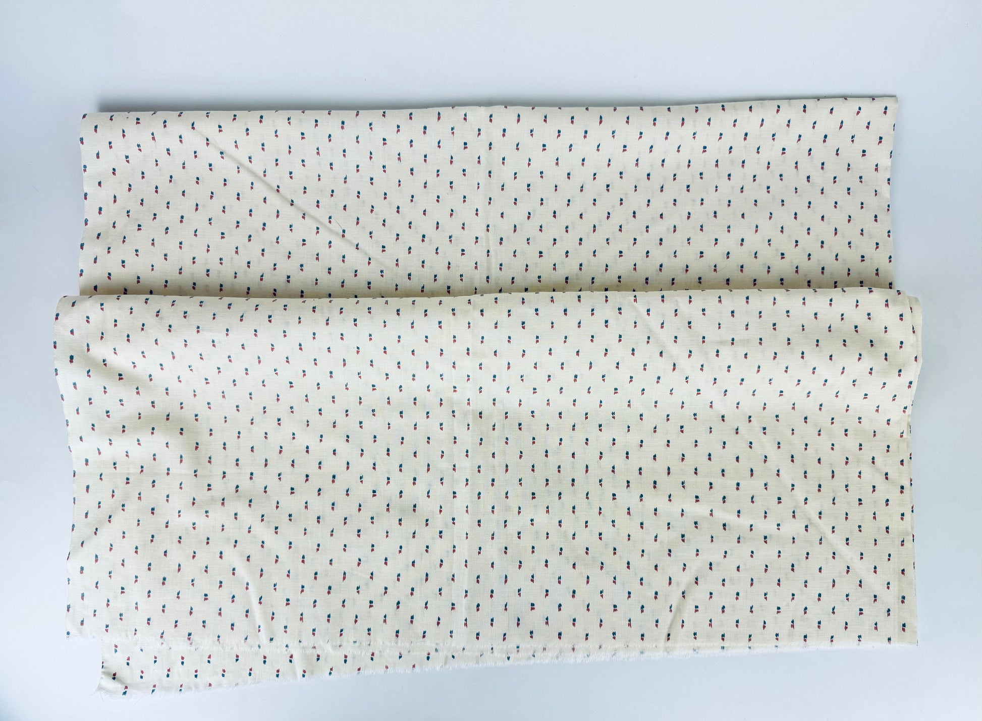 Product image for 'vintage 1980s beige pink blue abstract print fabric 40 x 44' (view b5834c)
