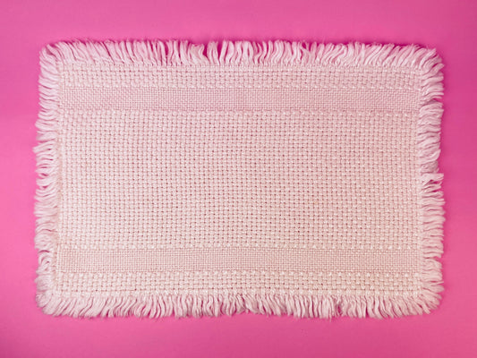 Product image for 'vintage white fringe style place mats set of two 2' (view d448bb)