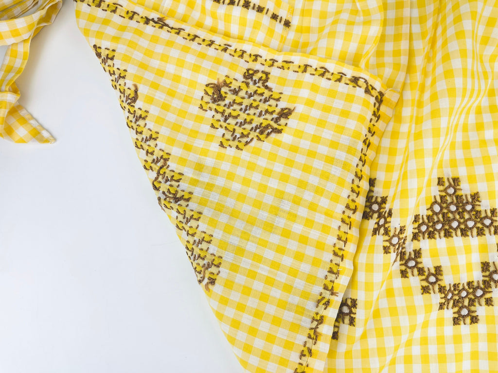 Product image for 'vintage yellow white gingham embroidered waist apron right pocket detail' (view 5232f0)