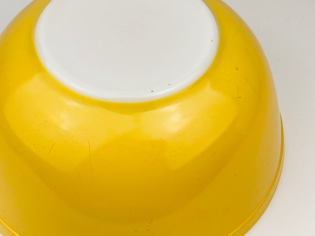 Product image for 'vintage pyrex yellow mixing bowl 1970s opal glass friendship kitchen bowl mid century cookware' (view ac0cf4)