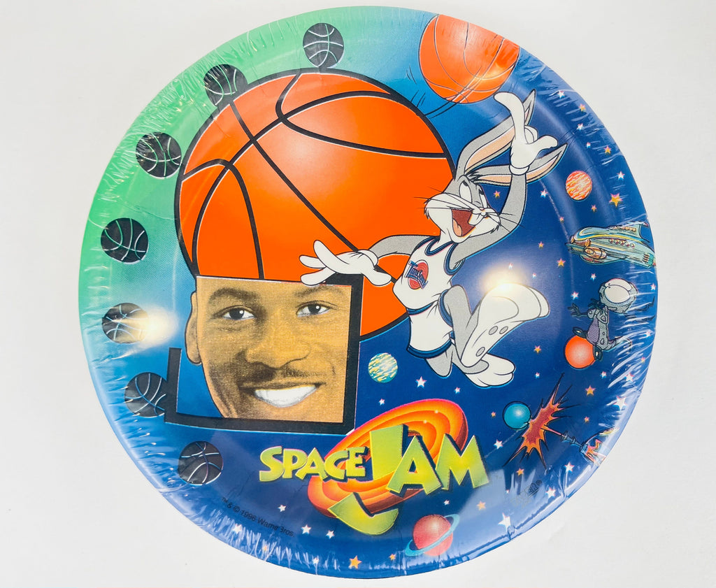 Product image for 'vintage space jam tune squad 7 dessert paper plates package of eight 8 new original sealed' (view 686511)