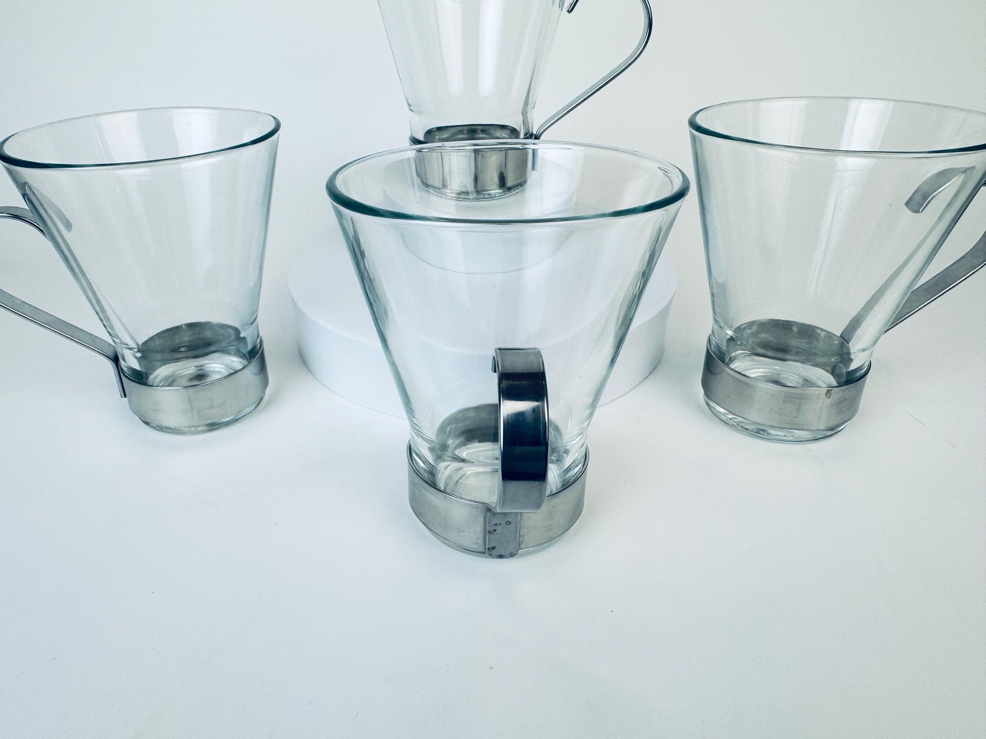 Product image for 'vintage bormioli rocco ypsilon glasses removable silver stainless steel handles set of four 4' (view 50c25f)
