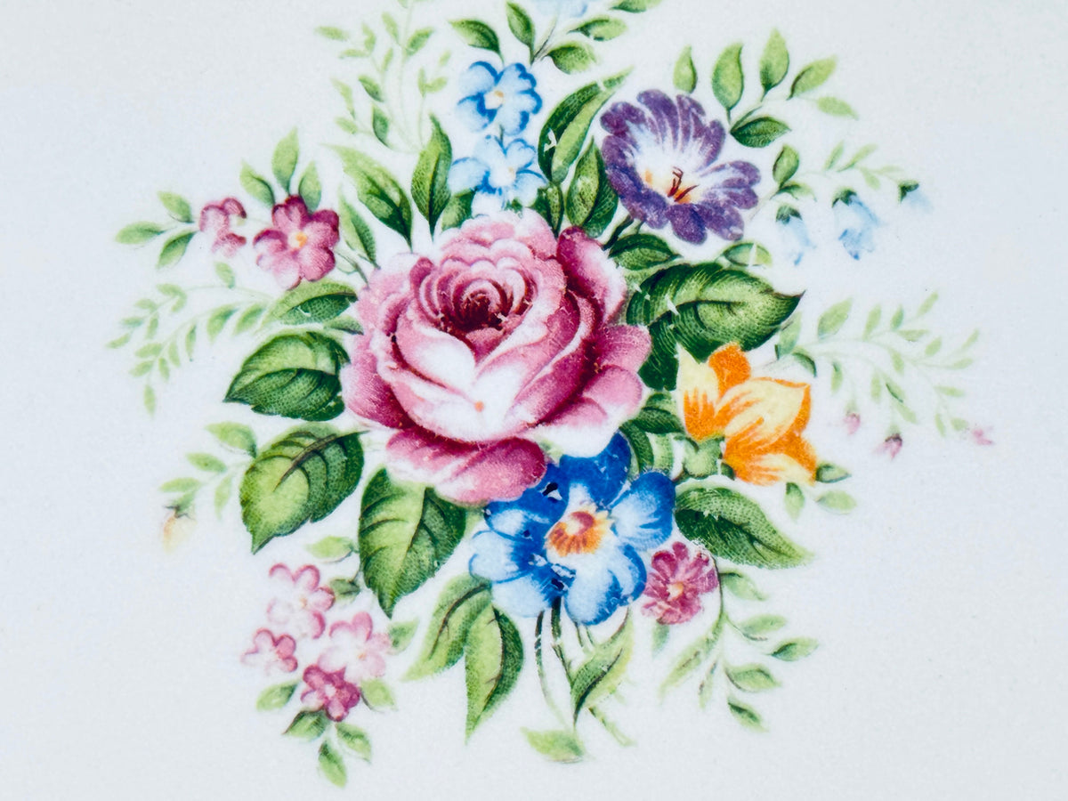 Product image for 'vintage limoges rosalie oval 22k gold floral serving tray platter scalloped design made in usa' (view f41244)