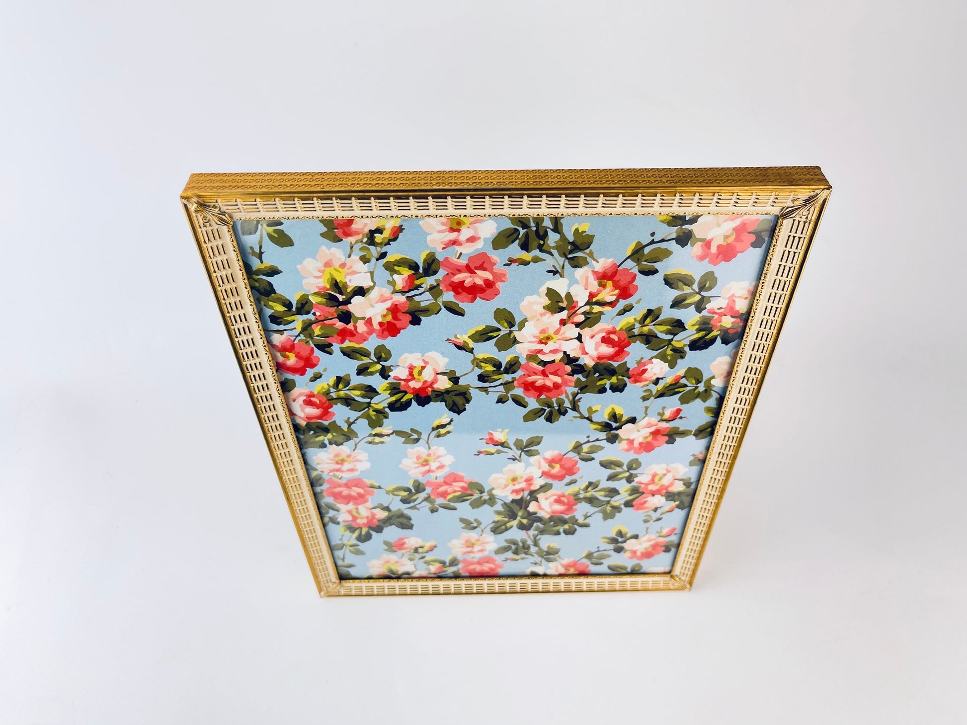 Product image for 'vintage ornate gold white 8 x 10 picture frame hollywood regency style' (view eb8540)