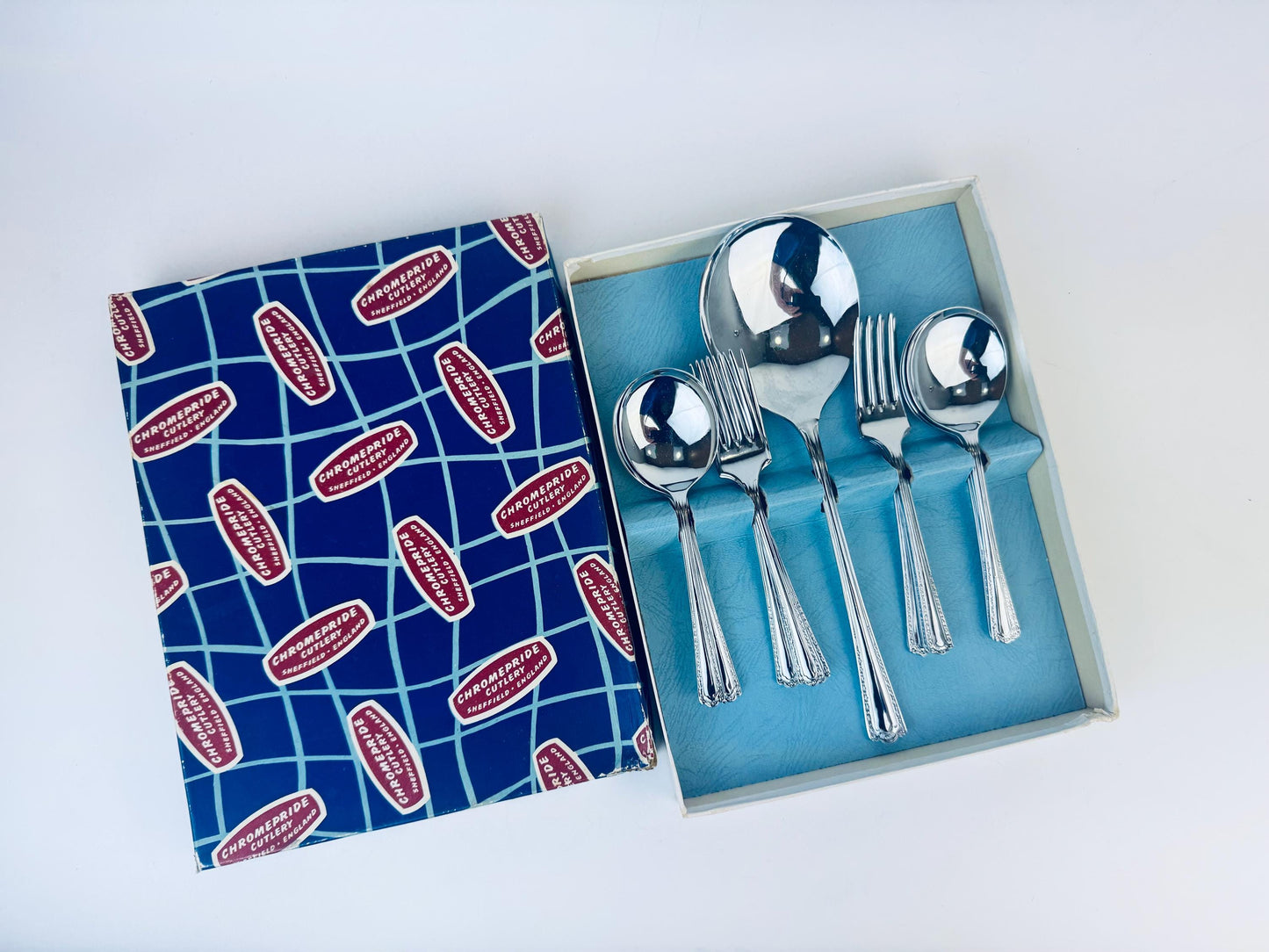 Product image for 'vintage chromepride cutlery fruit server silver spoon set made in sheffield england' (view 8a9880)