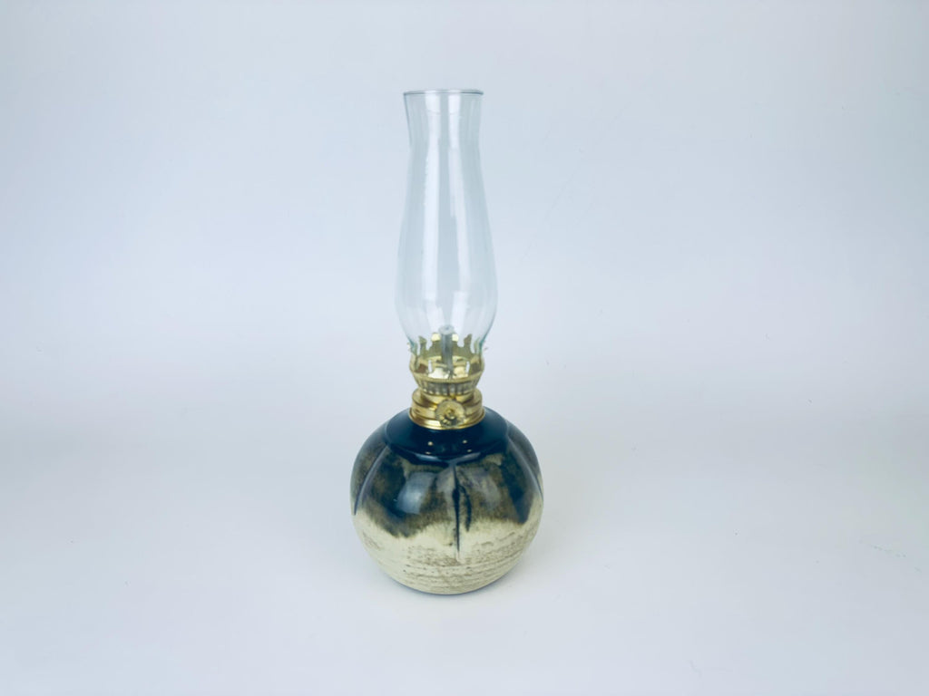 Product image for 'vintage small round stoneware hurricane chamber oil lamp made in canada' (view 9cde3d)
