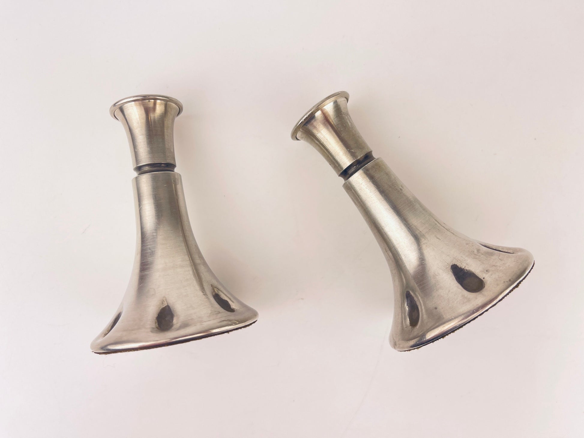 Product image for 'vintage pewter silver candle stick holders set of two 2 made in norway by gullsmedservise' (view 00e097)