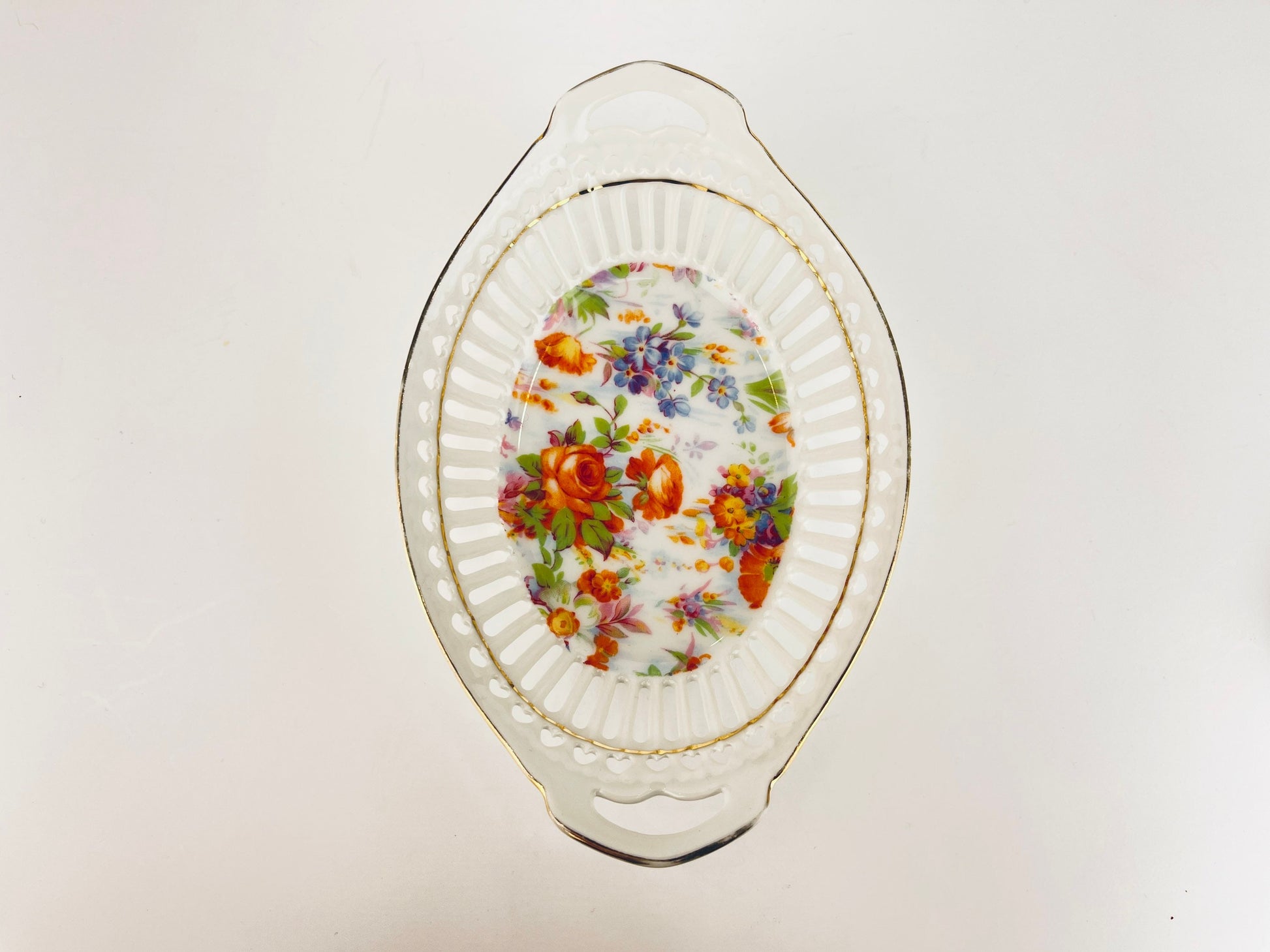 Product image for 'vintage reticulated ceramic dish flower motif pattern with gold rimmed top made in germany' (view 3737b0)