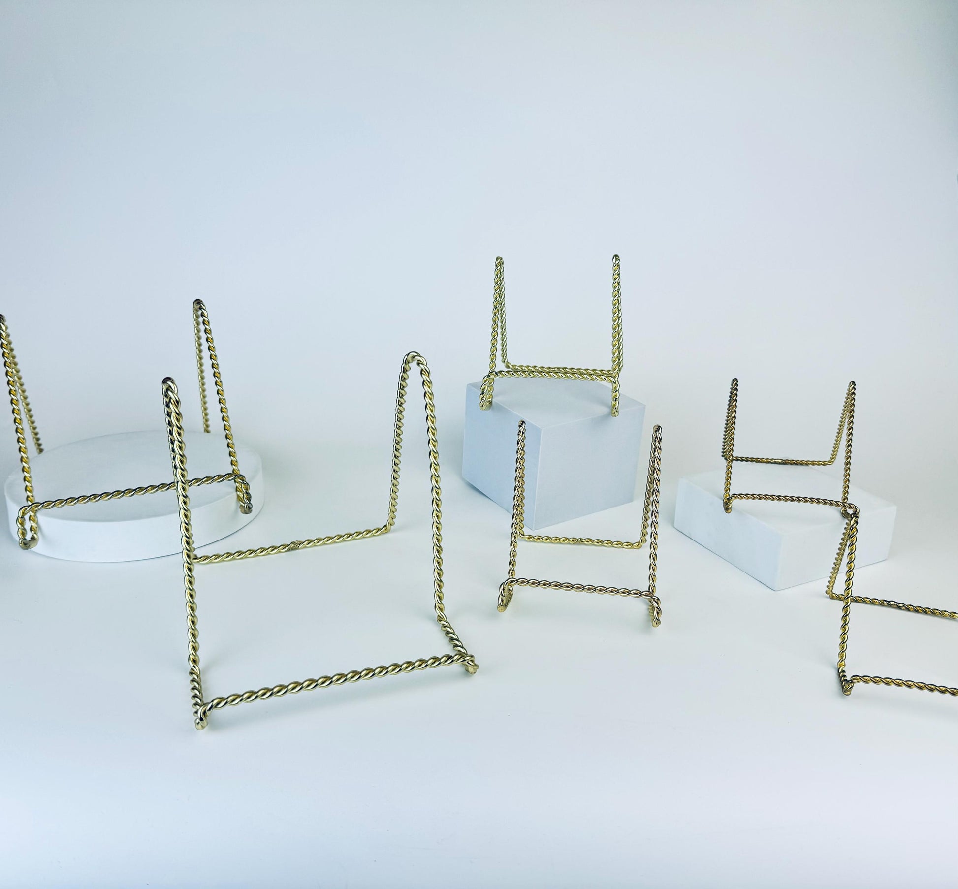 Product image for 'vintage twisted gold metal easel picture sheet music plate holder sold separately' (view 5522ef)