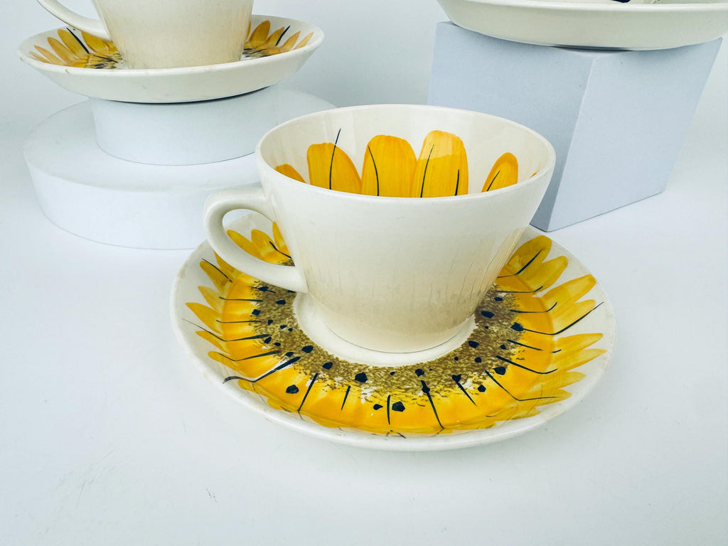 Product image for 'vintage vera jamaica hand painted mug saucer set 1960s pottery sunflower or plum design island worcester ceramic tableware' (view 1f241c)