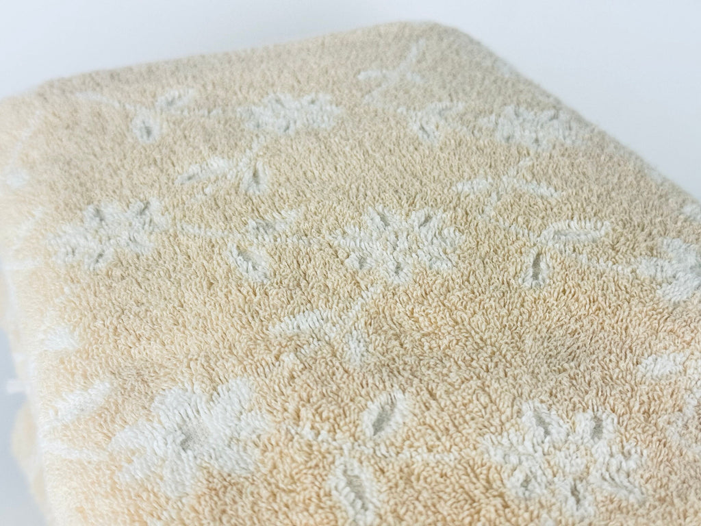 Product image for 'vintage royal family cannon rectangular beige white floral fringe bath towel made in usa cotton polyester blend sold separately' (view fa9395)