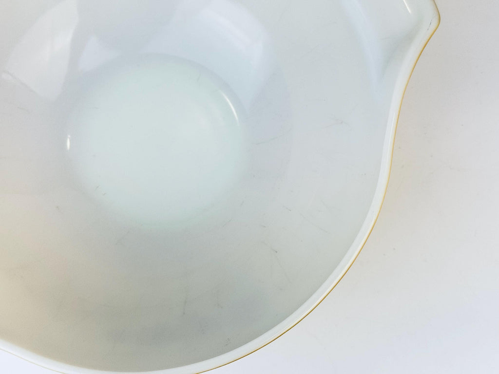 Product image for 'vintage butterfly gold pyrex mixing bowl 444 4 qt made in usa' (view dc86ae)