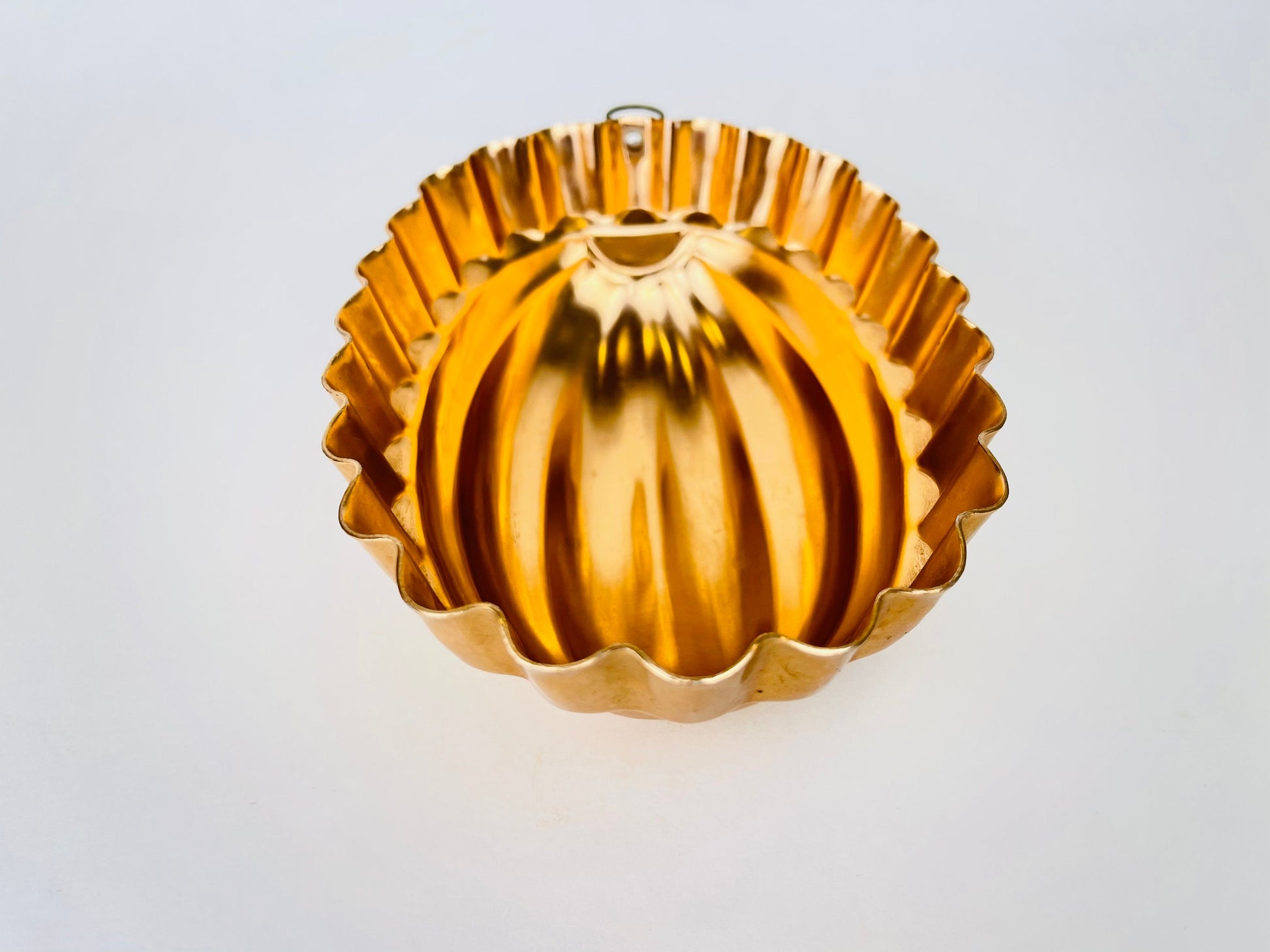 Product image for 'vintage copper cocao pod wall art mold hanging' (view 598f89)