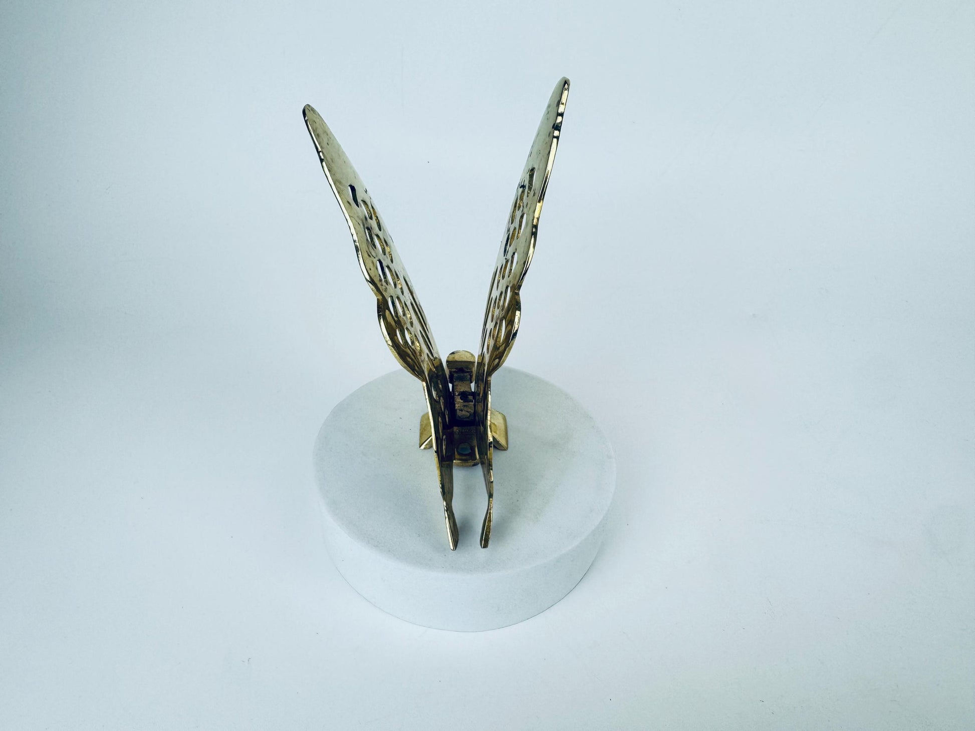 Product image for 'vintage solid brass butterfly figurine' (view 0ae80a)