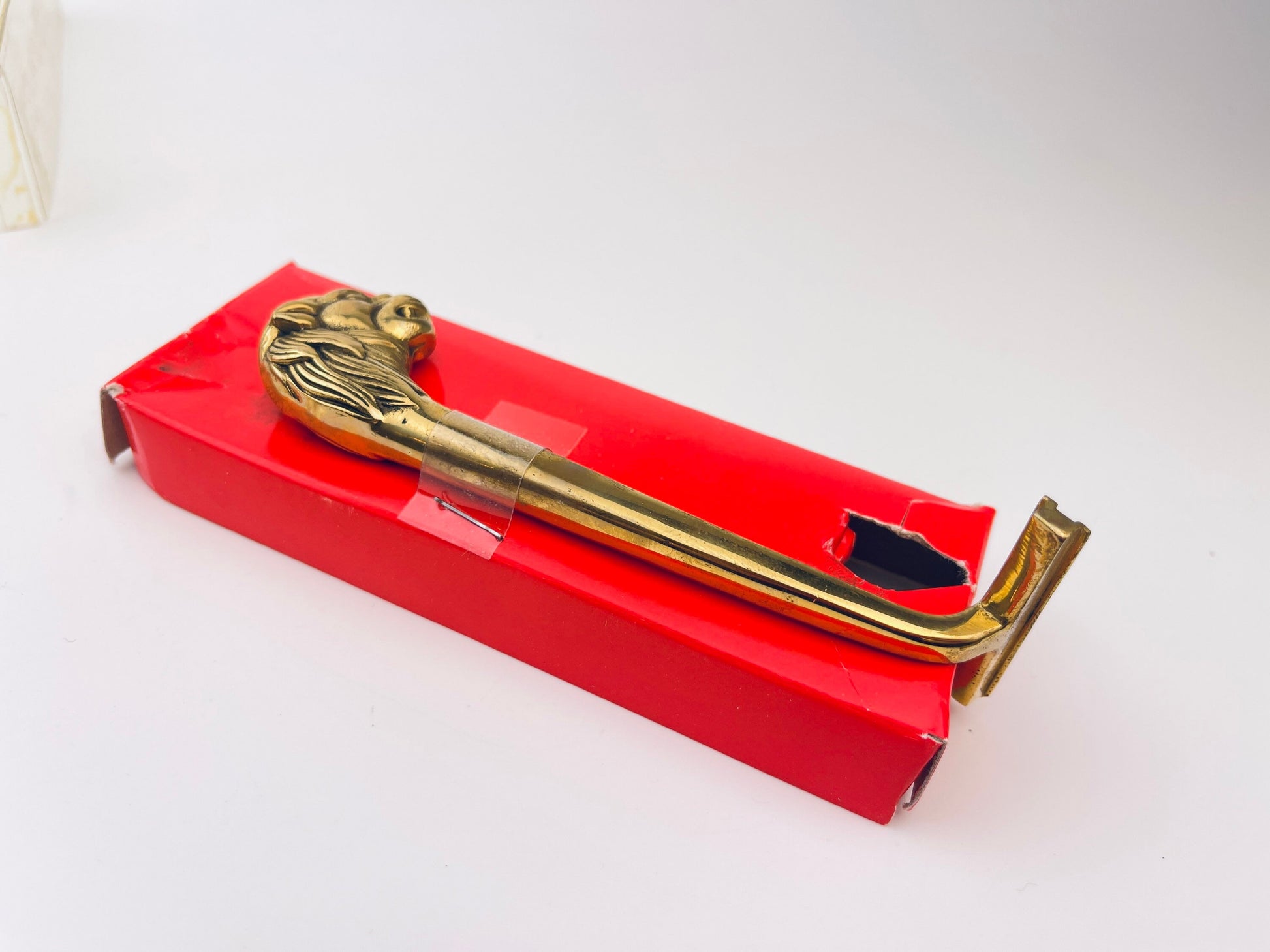 Product image for 'vintage antique deluxe solid brass lion shaver attractive aged metal patina gift for him new in box nib' (view 7a2ba8)