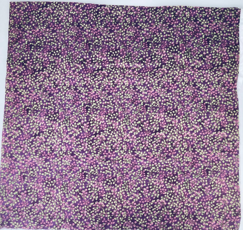 Product image for 'vintage soft purple pink floral pattern fabric 39 x 41' (view a8a196)