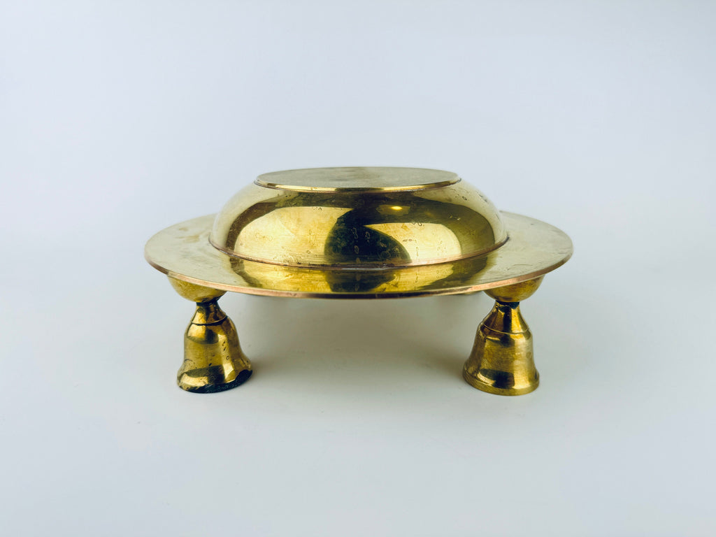 Product image for 'vintage round brass bowl multi candle stick holder centrepiece attractive aged metal patina' (view dc9216)