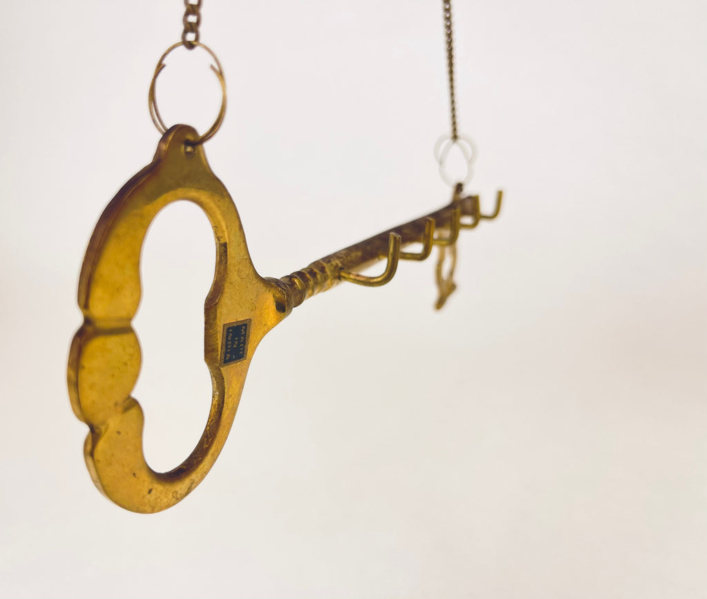 Product image for 'vintage wall mounted brass skeleton key holder four hooks' (view 7d1402)