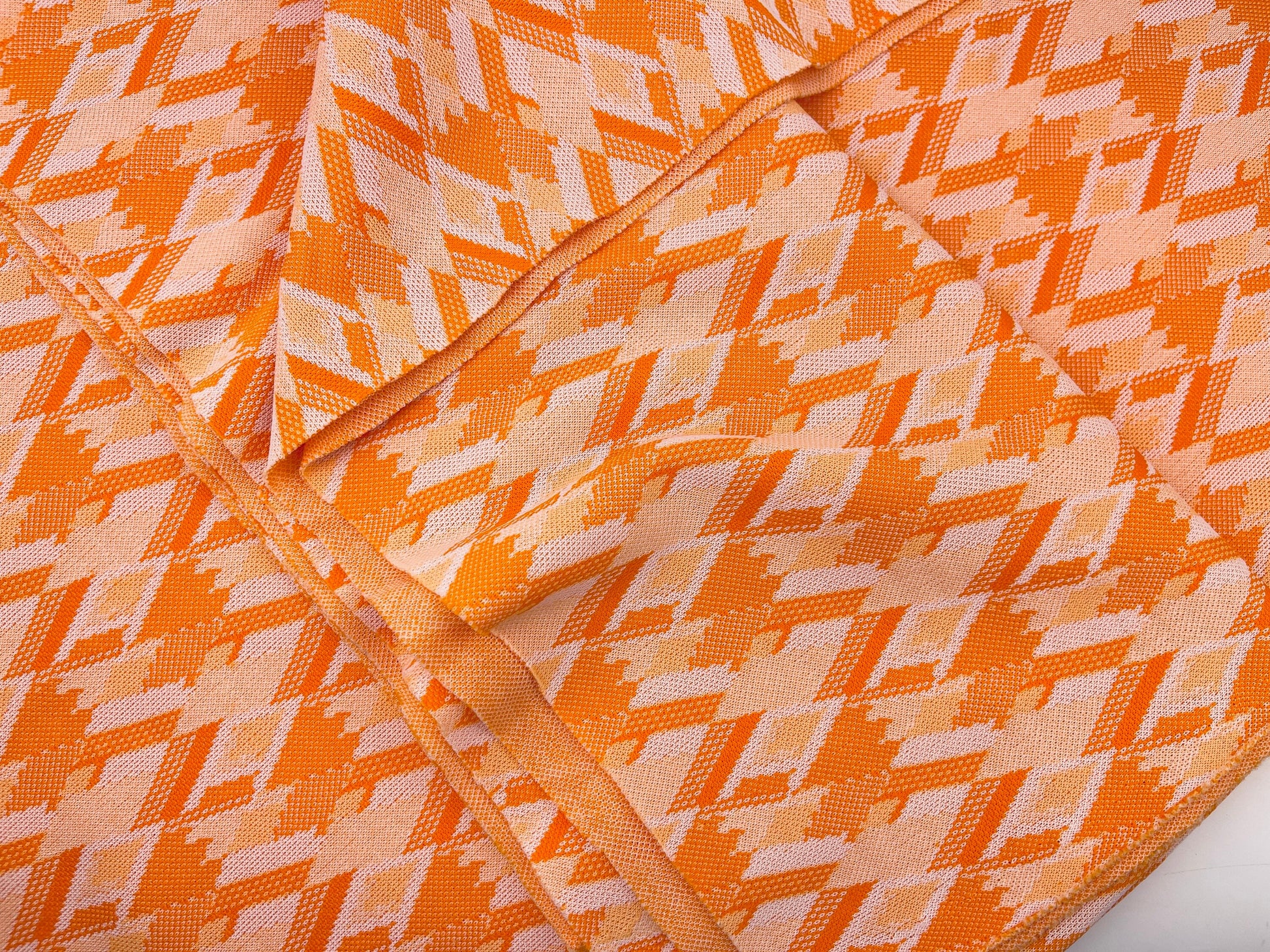 Product image for 'vintage orange white diamond polyester stretch fabric 45 x 62' (view 0b09c6)