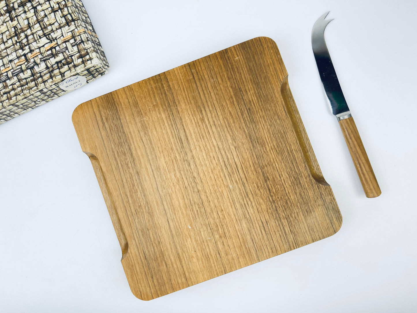 Product image for 'vintage walnut cheese charcuterie board knife set made in england gift box included' (view cf073c)