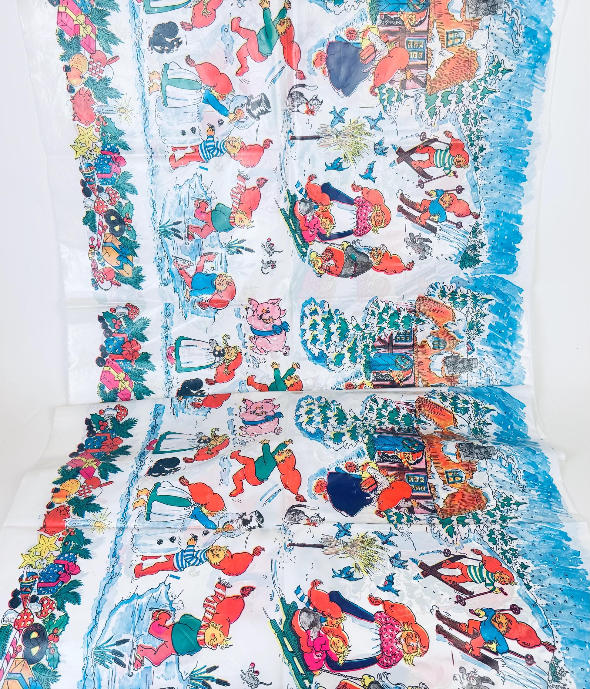 Product image for 'vintage whimsical winter wonderland plastic table cloth nordic folklore christmas kids table' (view 467649)