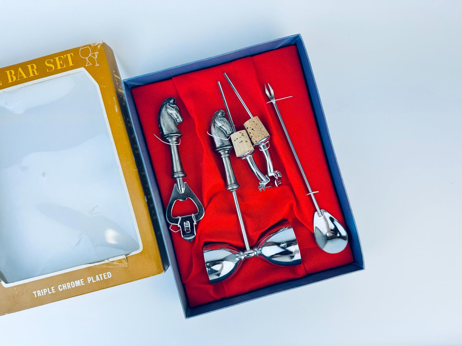 Product image for 'vintage silver barware set horse top design made in japan' (view ae611d)