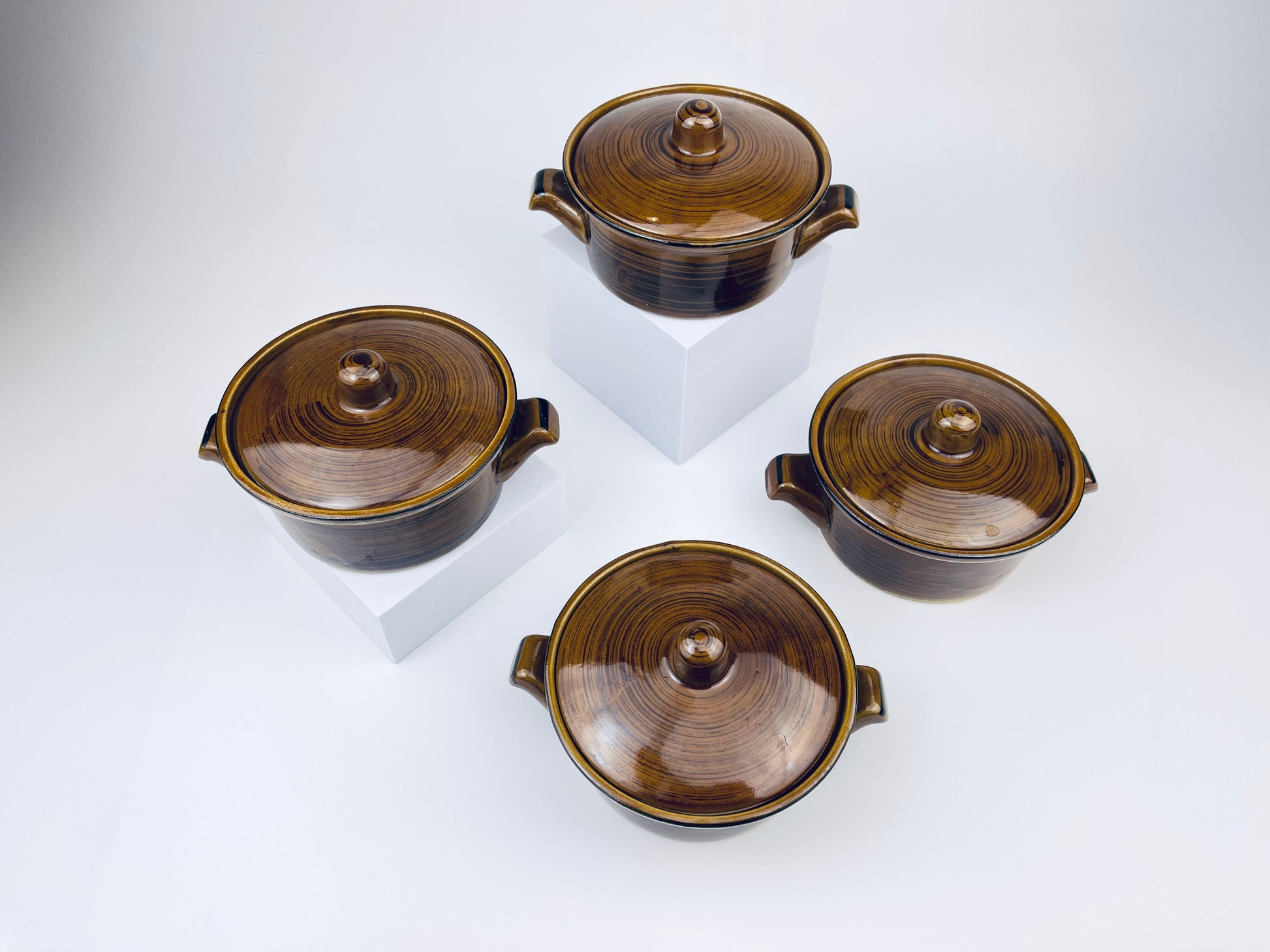 Product image for 'vintage individual casserole dishes set of four 4 made in japan' (view fd5e0c)