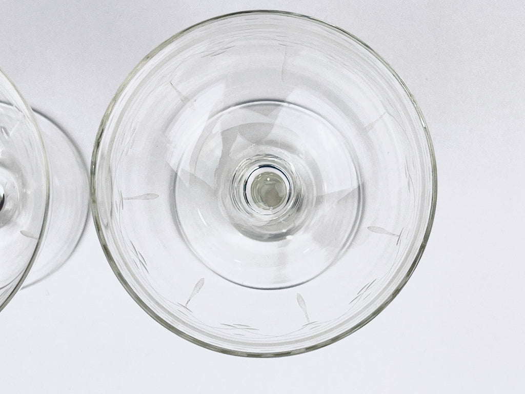 Product image for 'vintage etched martini glasses mid century elegance set of 2' (view c47bc8)