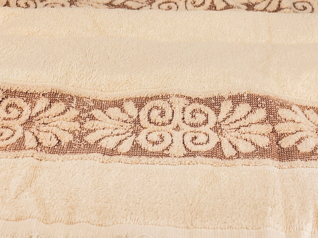 Product image for 'vintage hand fringe towel cannon monticello made in usa cotton polyester blend sold separately' (view 73a2d2)