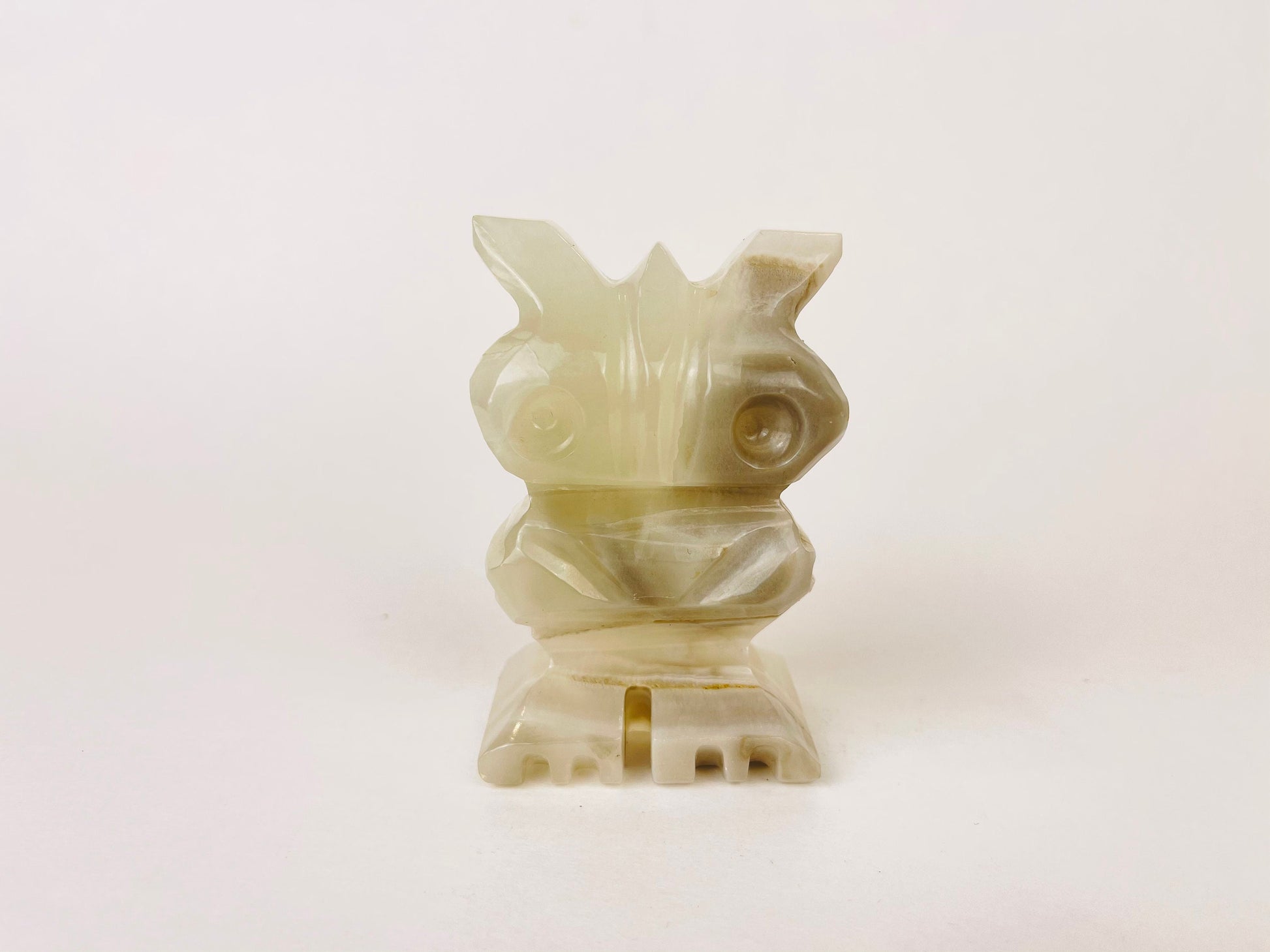 Product image for 'vintage hand carved onyx owl figurine mid century modern elegance' (view 02013d)