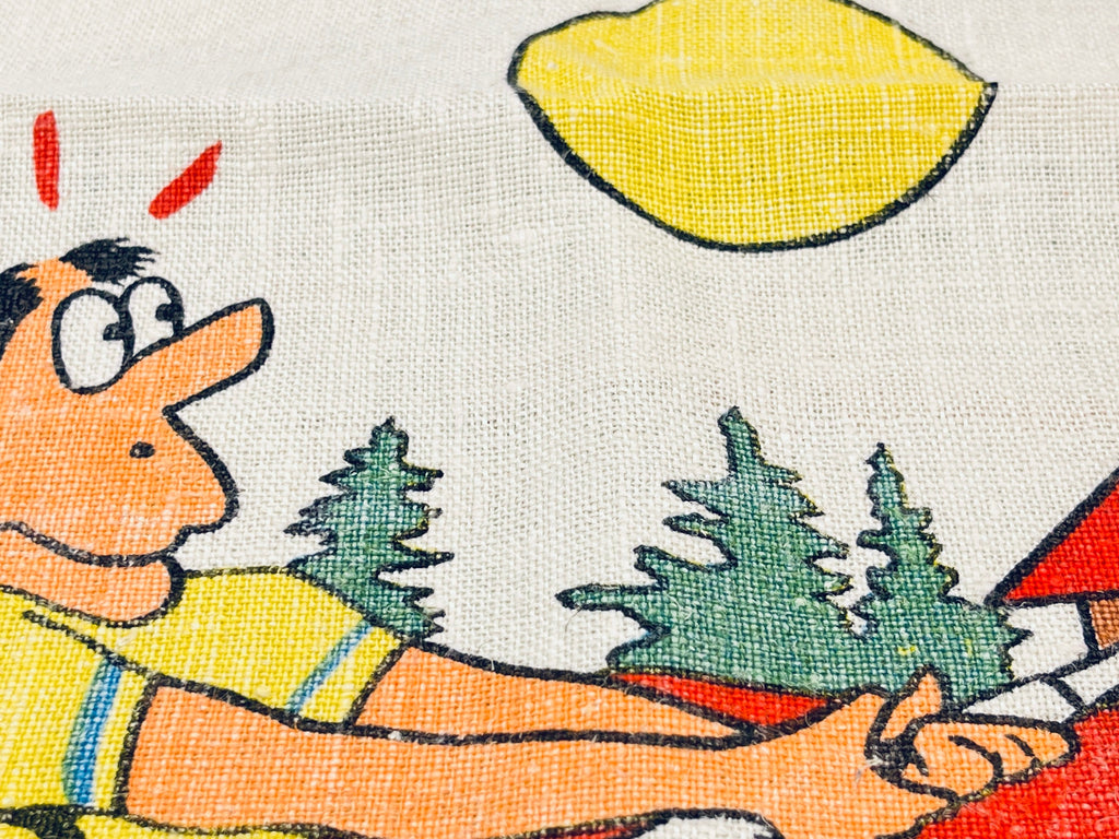 Product image for 'vintage golfers crying linen tea towel statement towel golfer gift' (view b84f0e)