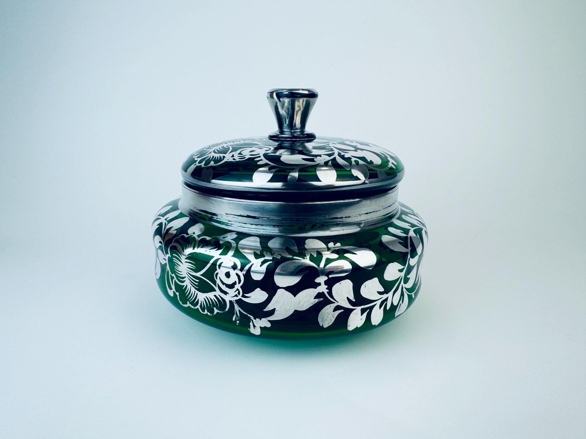Product image for 'vintage dark forest green lidded glass vanity dresser jar silver floral leaf overlay pattern' (view 3ad971)