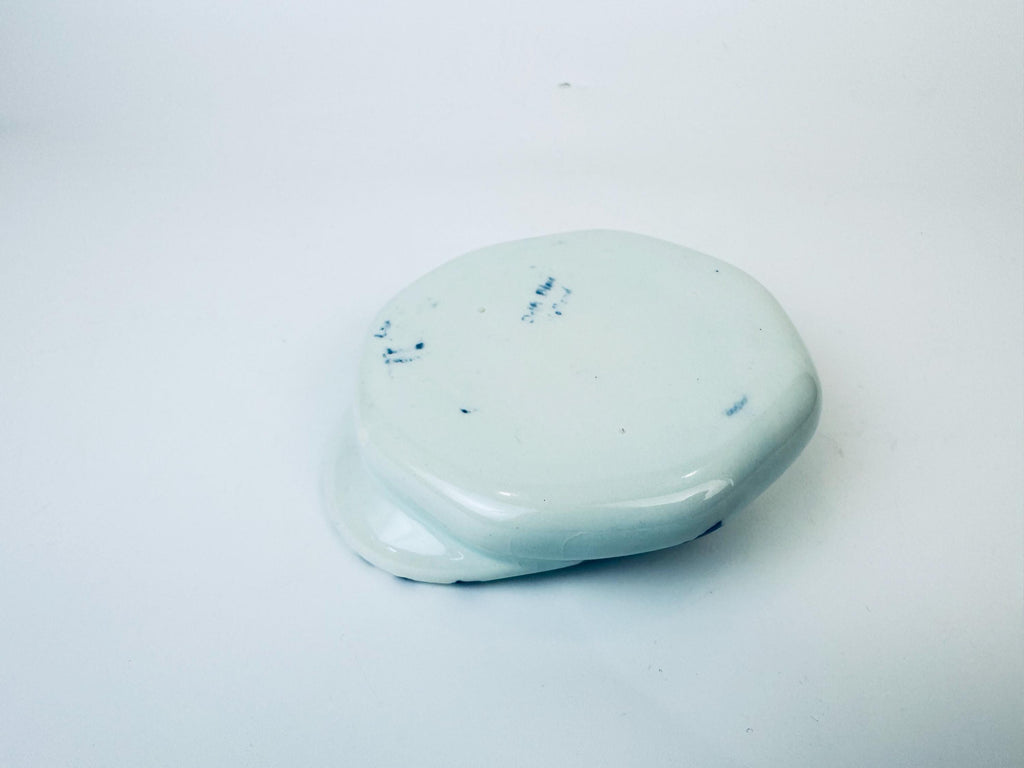Product image for 'vintage hand painted delft blue trinket dish holland windmill pattern' (view 43255f)