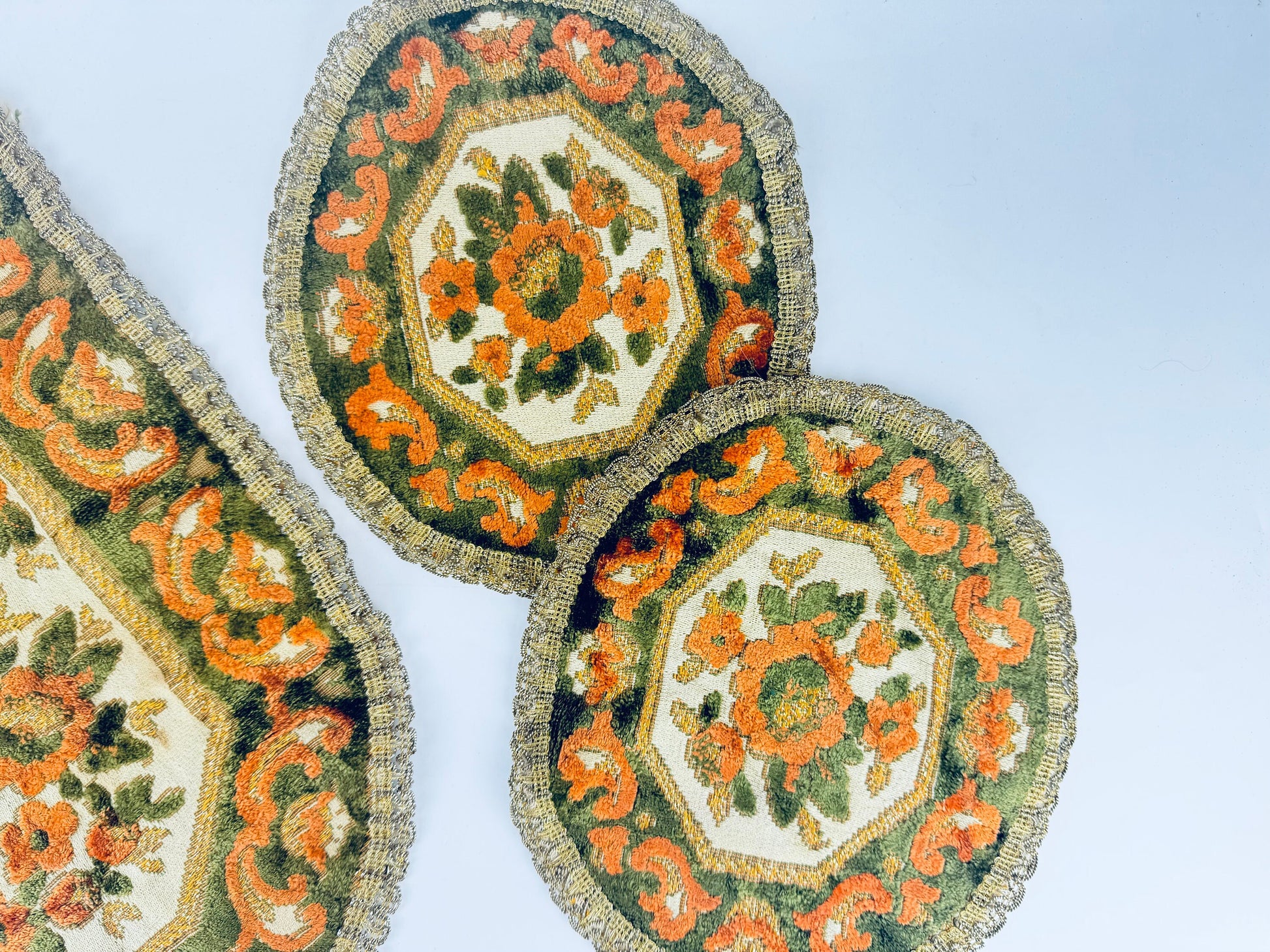 Product image for 'vintage round floral dressing table mats doilies set of three 3 metallic lace trim made in belgium' (view f8a1b8)