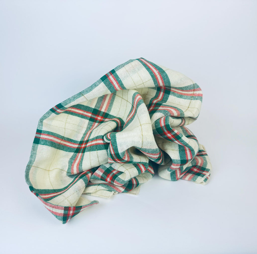 Product image for 'vintage square christmas plaid table cloth gold metallic stripe new old stock nos' (view d16d1e)