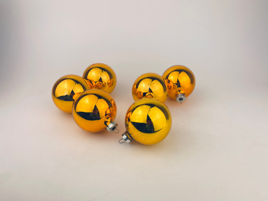 Product image for 'vintage gold mirror glass christmas tree ornaments set of six 6 made in canada by doubl glo noma' (view 62d0c6)