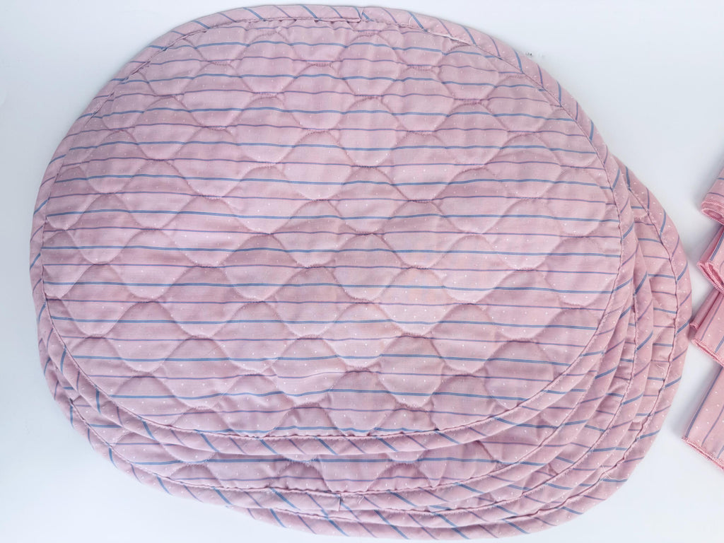 Product image for 'vintage oval 90s pink purple quilted place mats napkin set set of four 4' (view 3ddc2d)