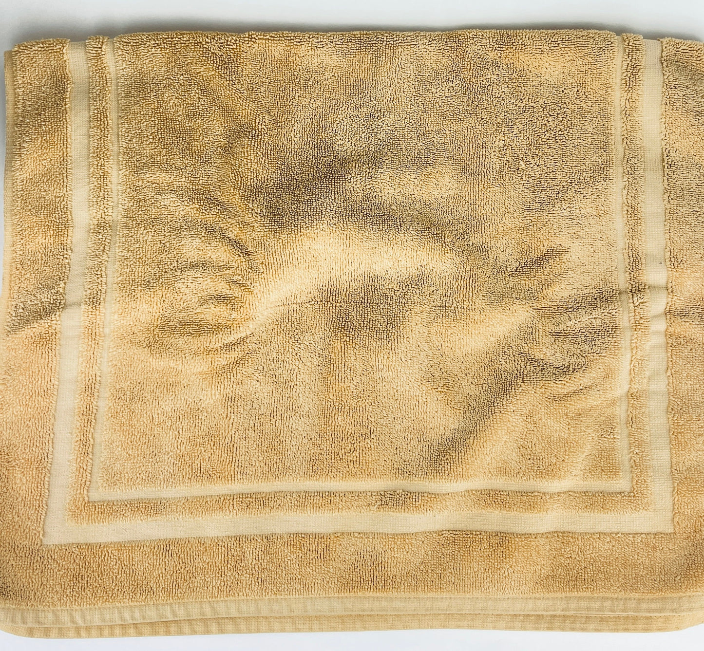 Product image for 'vintage martex all cotton bath mat butterscotch gold made in usa' (view 44318e)