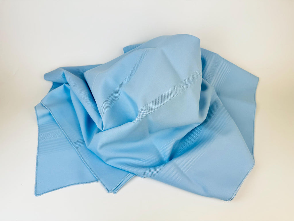 Product image for 'vintage riviera oblong rectangular light blue fabric table cloth 52 x 70 permanent press' (view 1826dd)