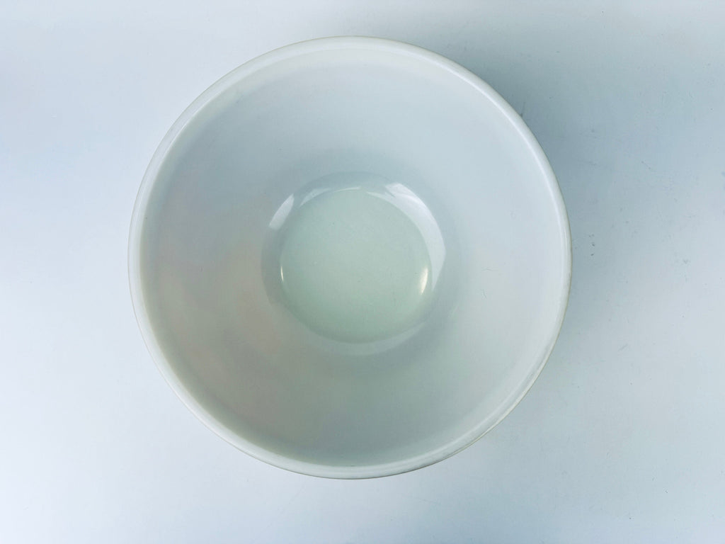 Product image for 'vintage light brown tan milk glass woodland pyrex mixing bowl 402 1 5l 1 1 2 qt' (view 8e1545)