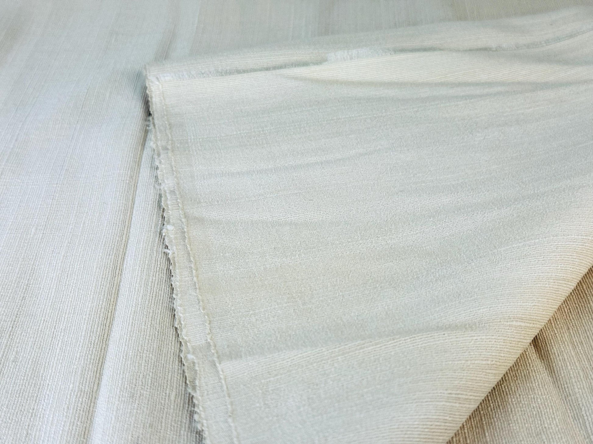 Product image for 'vintage textured beige upholstery fabric 36 x 72' (view 3e36c5)