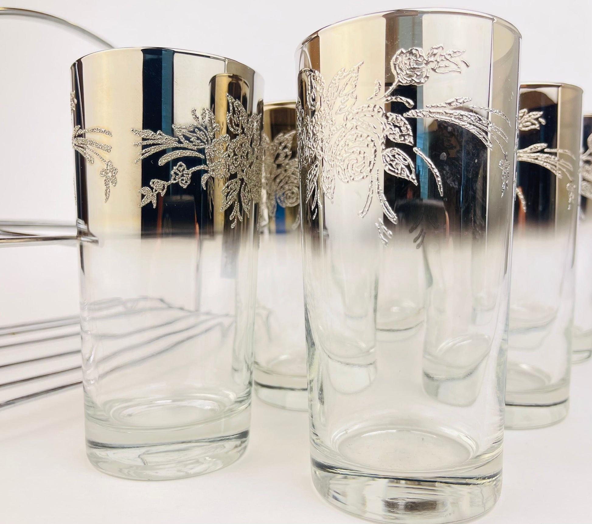 Product image for 'vintage dorothy thorpe silver ombre fade highball glass set rose flower embossed top metal chrome caddy set of six 6' (view 3cdbe6)