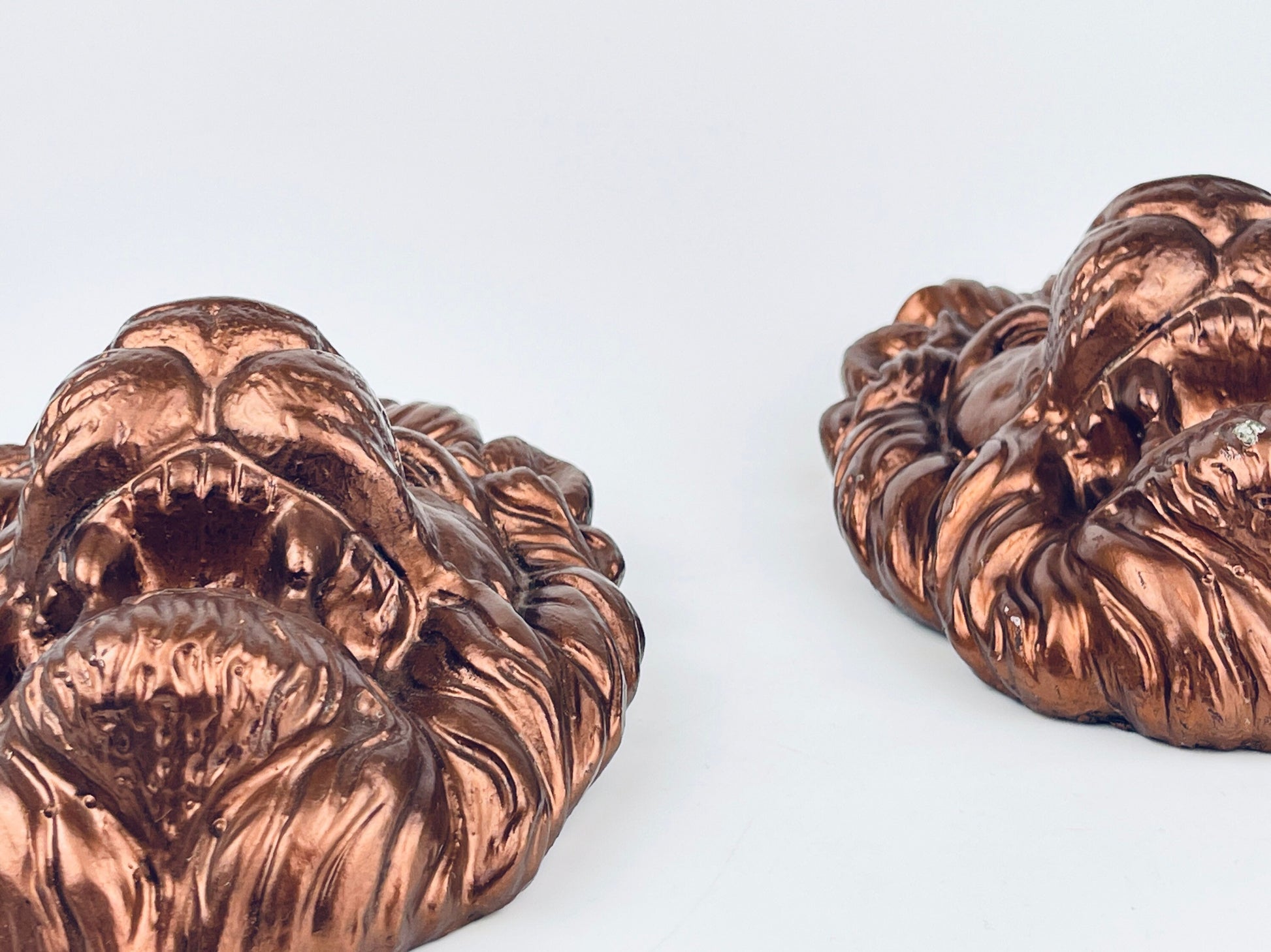 Product image for 'vintage solid concrete rose gold copper painted lion head bust art set of two 2' (view 707adc)