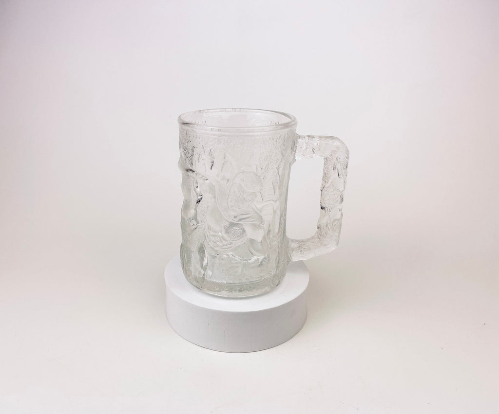 Product image for 'vintage mcdonalds batman forever robin ice glass mugs made in france 1995' (view 3ab330)