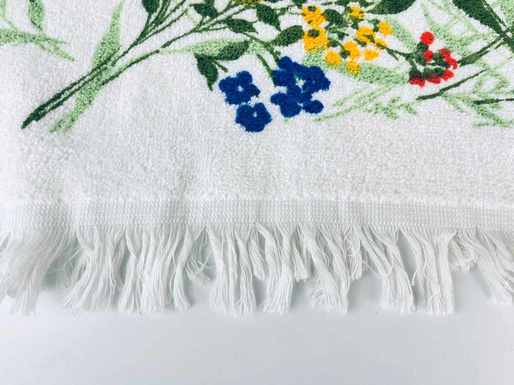 Product image for 'vintage floral print white bath towel made in canada by tex made new old stock nos sold separately' (view 9bb3ab)