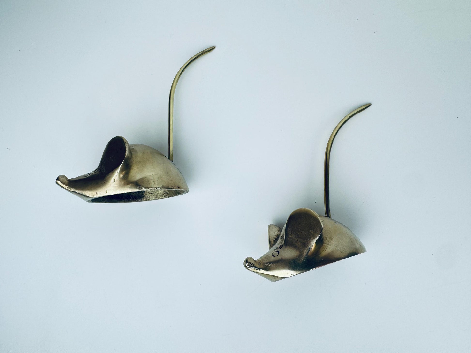 Product image for 'vintage brass mice jewellery holder set of two 2' (view 8ebec0)