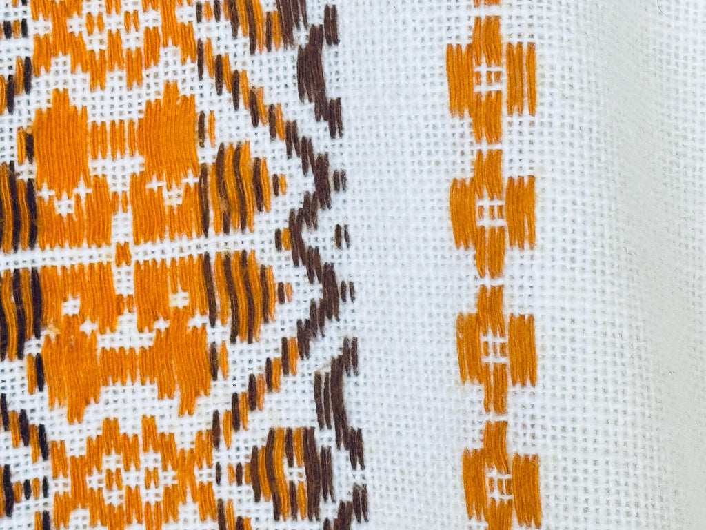 Product image for 'vintage embroidered brown orange geometric pattern beige table cloth 48 x 60' (view 449ce1)