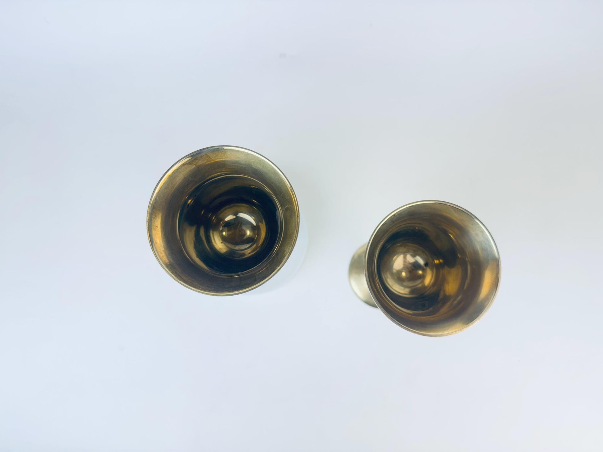 Product image for 'vintage etched brass goblets set of two 2' (view eebd81)