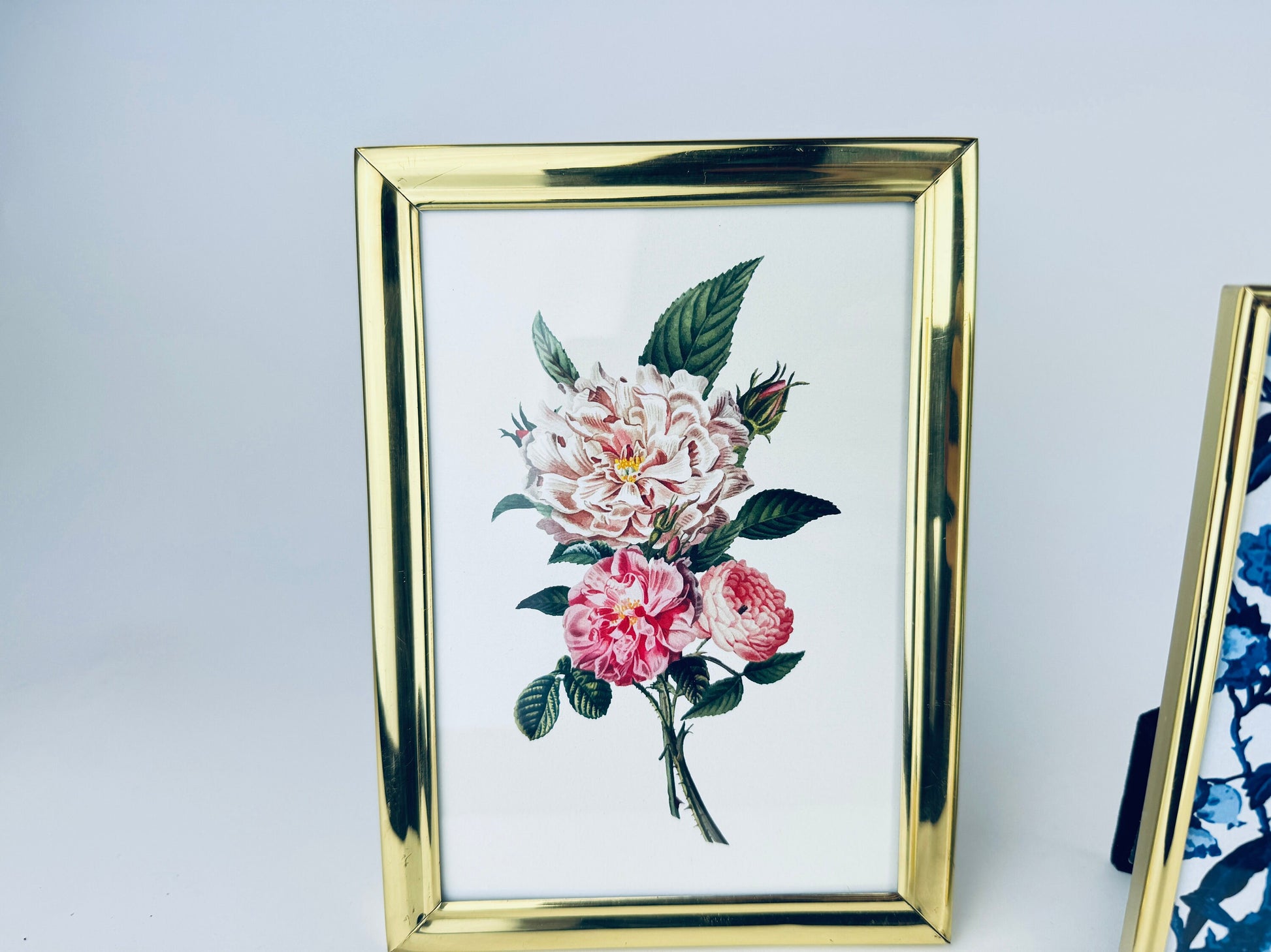 Product image for 'vintage solid brass gold tabletop picture frames 4 x 6 sold separately' (view 6a3b19)