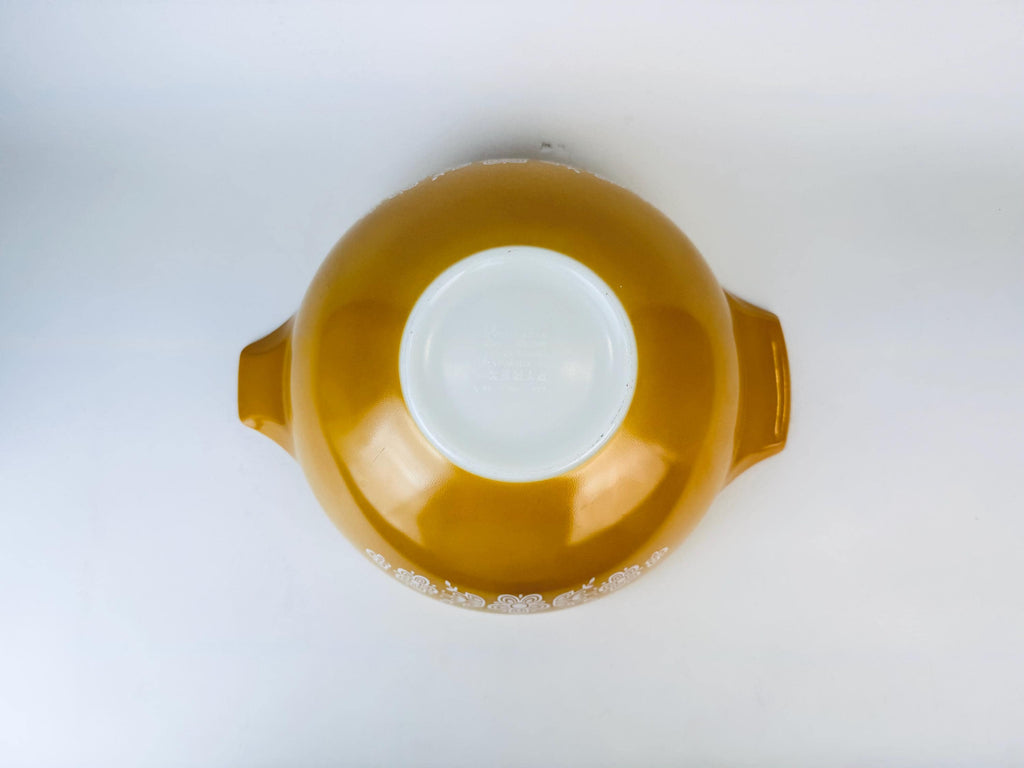 Product image for 'vintage butterfly gold pyrex mixing bowl 444 4 qt made in usa' (view 280094)